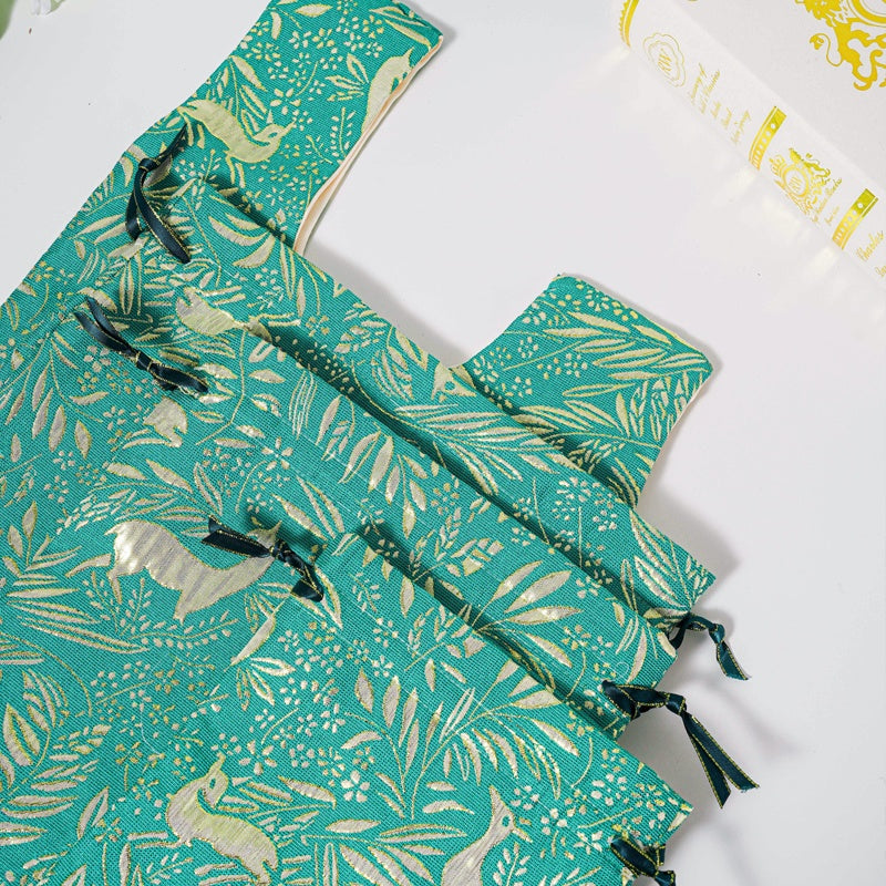 Golden Deer Brocade Drawstring Favor Bags, Embroidered Satin Evening Wedding Bridesmaid Gift Pouch - 3