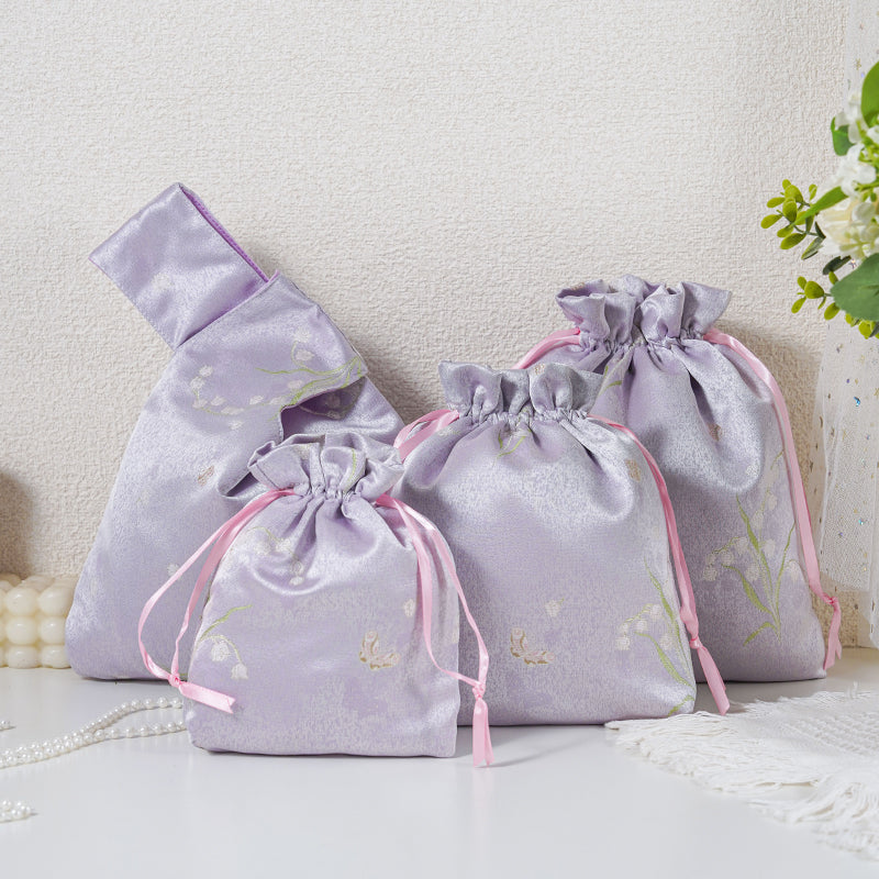 Lilac Muguet patterned drawstring favor gift bag