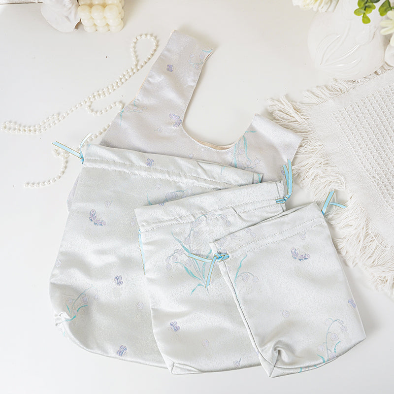 Silver Muguet patterned drawstring favor gift bag