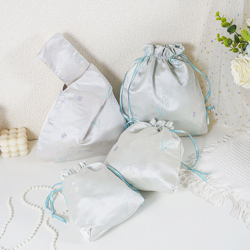 Silver Muguet patterned drawstring favor gift bag